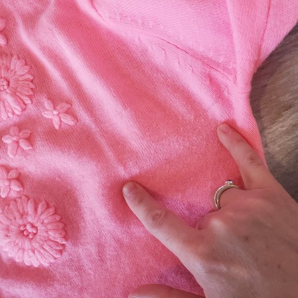 Vintage 60s Mod Bright Pink Knit Cardigan Sweater 3d Flowers Medium Pinup - Picture 8 of 10